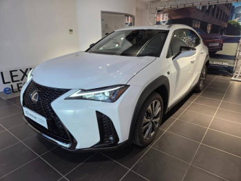 Photo 3 du bon plan LEXUS UX 300h F SPORT Design 2WD MC25 occasion à 36990 €
