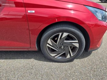 Photo 33 du bon plan HYUNDAI i20 1.0 T-GDi 100ch Hybrid Business occasion à 14690 €