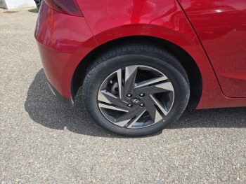 Photo 34 du bon plan HYUNDAI i20 1.0 T-GDi 100ch Hybrid Business occasion à 14690 €