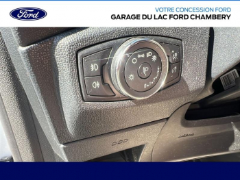 Photo 12 du bon plan FORD EcoSport 1.0 EcoBoost 100ch Titanium Euro6.2 occasion à 11890 €