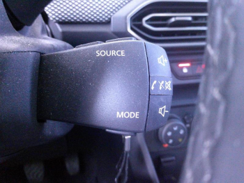 Photo 11 du bon plan DACIA Sandero 1.0 TCe 90ch Confort -22 occasion à 11900 €