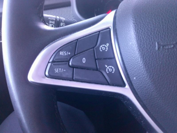 Photo 12 du bon plan DACIA Sandero 1.0 TCe 90ch Confort -22 occasion à 11900 €