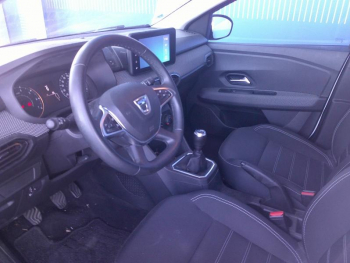 Photo 14 du bon plan DACIA Sandero 1.0 TCe 90ch Confort -22 occasion à 11900 €