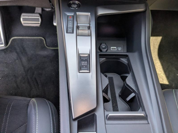 Photo 14 du bon plan PEUGEOT 308 1.2 PureTech 130ch S&S GT EAT8 occasion à 17400 €