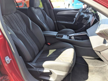 Photo 17 du bon plan PEUGEOT 308 1.2 PureTech 130ch S&S GT EAT8 occasion à 17400 €