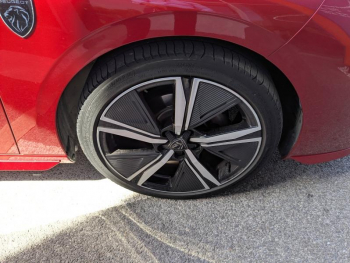 Photo 22 du bon plan PEUGEOT 308 1.2 PureTech 130ch S&S GT EAT8 occasion à 17400 €