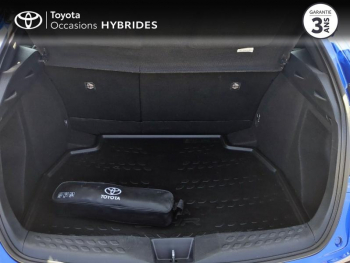 Photo 10 du bon plan TOYOTA C-HR 122h Dynamic 2WD E-CVT MY20 occasion à 18500 €