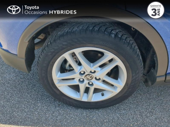 Photo 16 du bon plan TOYOTA C-HR 122h Dynamic 2WD E-CVT MY20 occasion à 18500 €