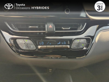Photo 21 du bon plan TOYOTA C-HR 122h Dynamic 2WD E-CVT MY20 occasion à 18500 €