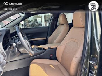 Photo 13 du bon plan LEXUS UX 300h Luxe TO 2WD MC occasion à 33990 €