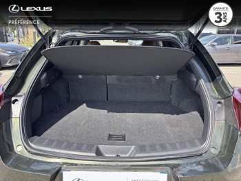 Photo 15 du bon plan LEXUS UX 300h Luxe TO 2WD MC occasion à 33990 €
