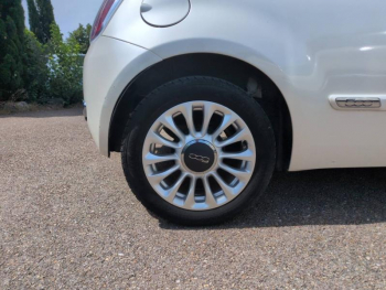 Photo 11 du bon plan FIAT 500 1.2 8v 69ch Petite Robe Noire occasion à 6500 €
