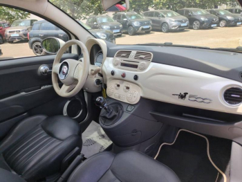 Photo 15 du bon plan FIAT 500 1.2 8v 69ch Petite Robe Noire occasion à 6500 €