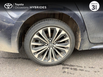 Photo 16 du bon plan TOYOTA Corolla Touring Spt 1.8 140ch Design MY25 occasion à 27990 €