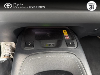 Photo 21 du bon plan TOYOTA Corolla Touring Spt 1.8 140ch Design MY25 occasion à 27990 €