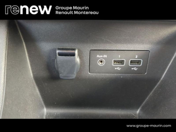 Photo 18 du bon plan RENAULT Clio 1.0 TCe 100ch Evolution GPL occasion à 14900 €