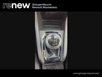Photo 23 du bon plan RENAULT Clio 1.0 TCe 100ch Evolution GPL occasion à 14900 €