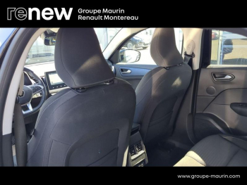 Photo 19 du bon plan RENAULT Arkana 1.3 TCe 140ch mild hybrid Evolution EDC -23 occasion à 19900 €