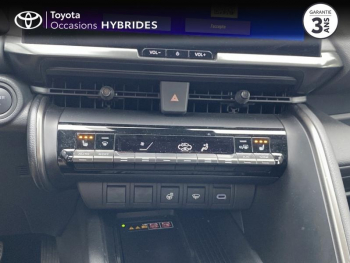 Photo 17 du bon plan TOYOTA C-HR 2.0 Hybride 200ch Design NG23 occasion à 28990 €