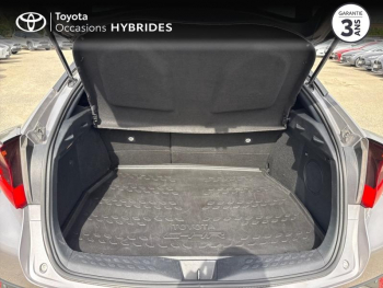 Photo 10 du bon plan TOYOTA C-HR 184h Collection 2WD E-CVT MC19 occasion à 19990 €