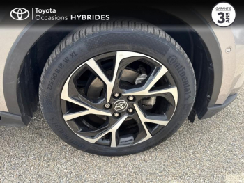 Photo 16 du bon plan TOYOTA C-HR 184h Collection 2WD E-CVT MC19 occasion à 19990 €