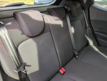 Photo 17 du bon plan FORD Fiesta 1.0 Flexifuel 95ch ST-Line 5p occasion à 15900 €