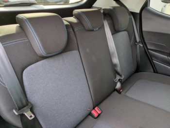 Photo 18 du bon plan FORD Fiesta 1.0 Flexifuel 95ch Active X 5p occasion à 15490 €