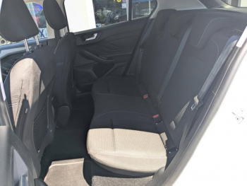 Photo 14 du bon plan FORD Focus 1.0 Flexifuel mHEV 125ch Titanium Style occasion à 15490 €