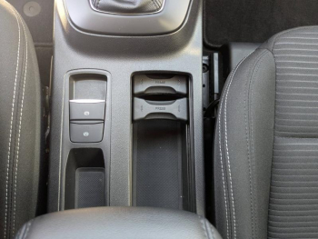 Photo 27 du bon plan FORD Focus 1.0 Flexifuel mHEV 125ch Titanium Style occasion à 15490 €