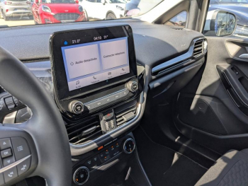 Photo 14 du bon plan FORD Fiesta 1.0 Flexifuel 95ch Titanium Business 5p occasion à 17990 €