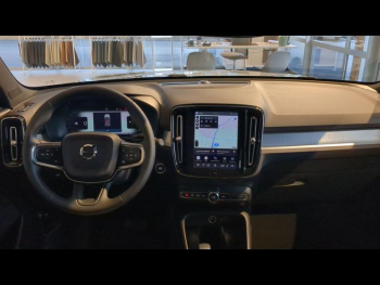Photo 8 du bon plan VOLVO XC40 B3 163ch Plus DCT 7 occasion à 38990 €