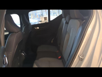 Photo 11 du bon plan VOLVO XC40 B3 163ch Plus DCT 7 occasion à 38990 €