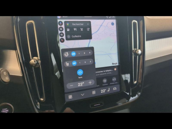 Photo 21 du bon plan VOLVO XC40 B3 163ch Plus DCT 7 occasion à 38990 €
