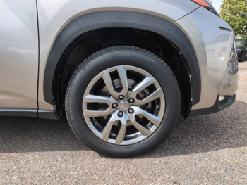 Photo 10 du bon plan LEXUS NX 200t 4WD Luxe occasion à 18990 €