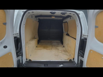 Photo 9 du bon plan NISSAN TOWNSTAR L1 EV 45 kWh Acenta chargeur 22 kW occasion à 20990 €