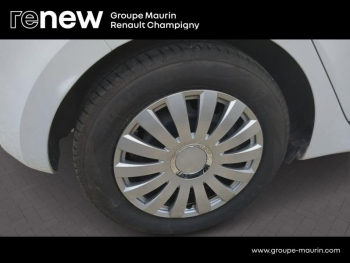 Photo 10 du bon plan RENAULT Clio 1.6 E-Tech hybride 145ch Equilibre occasion à 14499 €