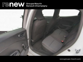 Photo 13 du bon plan RENAULT Clio 1.6 E-Tech hybride 145ch Equilibre occasion à 14499 €