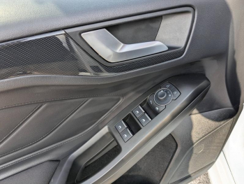 Photo 8 du bon plan FORD Focus 1.0 Flexifuel E85 BIOETHANOL DE SERIE mHEV 125ch ST-Line X Powershift occasion à 23990 €