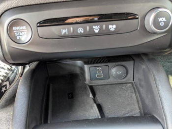 Photo 14 du bon plan FORD Focus 1.0 Flexifuel E85 BIOETHANOL DE SERIE mHEV 125ch ST-Line X Powershift occasion à 23990 €