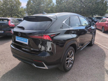 Photo 4 du bon plan LEXUS NX 300h 4WD Executive occasion à 25990 €
