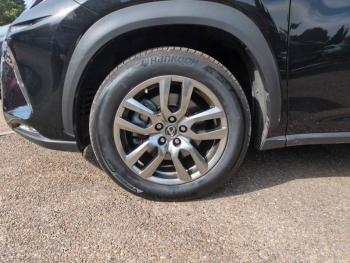 Photo 9 du bon plan LEXUS NX 300h 4WD Executive occasion à 25990 €