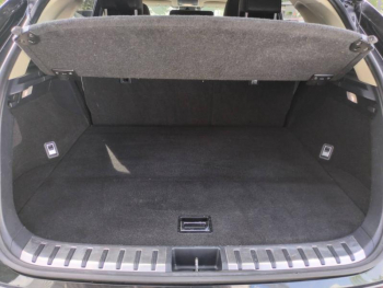 Photo 13 du bon plan LEXUS NX 300h 4WD Executive occasion à 25990 €