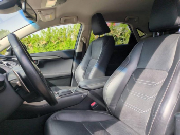 Photo 17 du bon plan LEXUS NX 300h 4WD Executive occasion à 25990 €