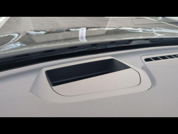 Photo 20 du bon plan VOLVO XC60 T6 Hybride Rechargeable 253 + 145ch Ultra Style Dark Geartronic 8 AWD occasion à 69980 €