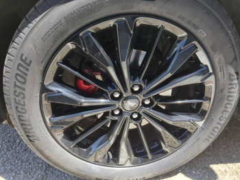 Photo 9 du bon plan FORD Kuga 2.5 Duratec 190ch FHEV E85 Graphite Tech Edition BVA occasion à 28990 €