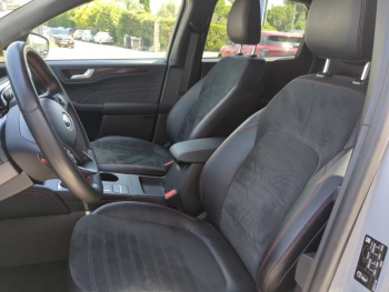 Photo 18 du bon plan FORD Kuga 2.5 Duratec 190ch FHEV E85 Graphite Tech Edition BVA occasion à 28990 €