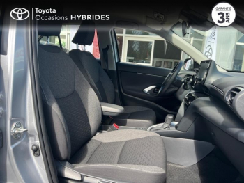 Photo 31 du bon plan TOYOTA Yaris 116h Dynamic Business 5p + Programme Beyond Zero Academy MY22 occasion à 20390 €