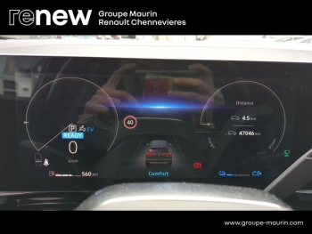 Photo 21 du bon plan RENAULT Austral 1.2 E-Tech full hybrid 200ch Techno occasion à 27999 €