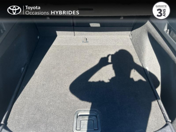 Photo 10 du bon plan TOYOTA Corolla Touring Spt 1.8 140ch Design MY24 occasion à 28990 €