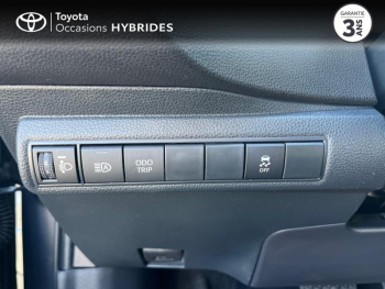 Photo 20 du bon plan TOYOTA Corolla Touring Spt 1.8 140ch Design MY25 occasion à 28390 €